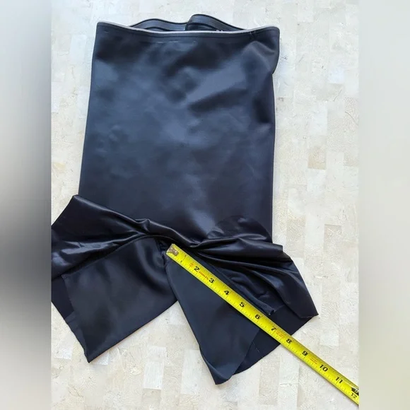 Chantelle Women's Black Basic High-Waist Mid-Thigh Brief Shapewear Size XS - Picture 6 of 8